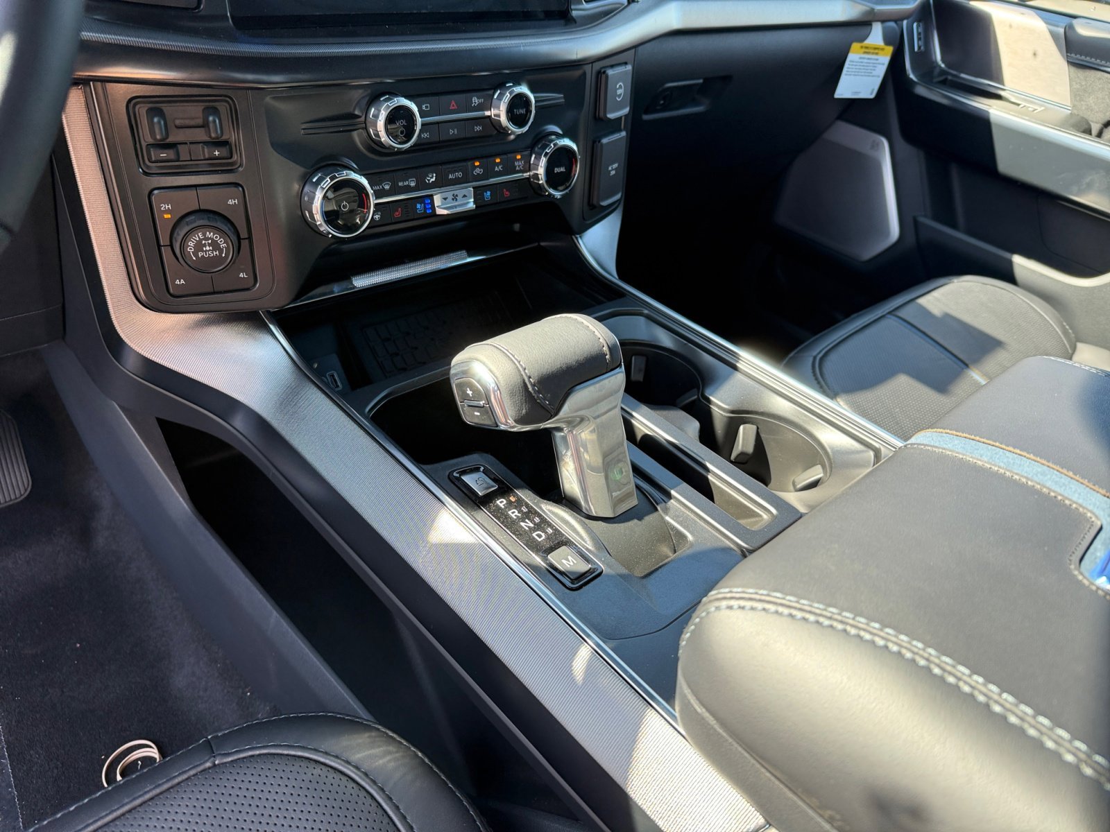 New 2025 Agate Black Metallic Ford Platinum® image 13