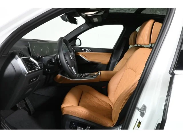 New 2026 Alpine White BMW xDrive40i image 3