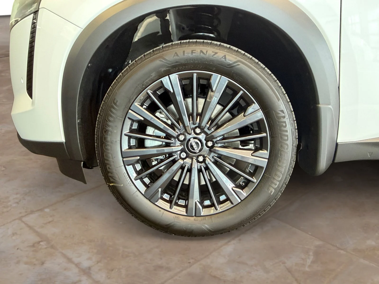 New 2026 Everest White Pearl Tricoat Nissan SL image 13