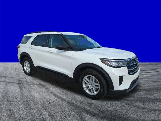 New 2026 Star White Metallic Tri-Coat Ford Active image 2