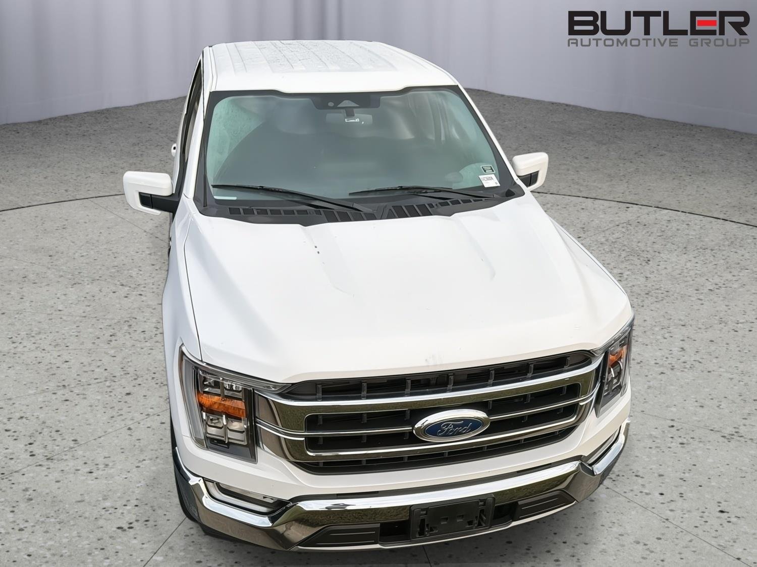 Used 2022 Oxford White Ford Lariat image 4