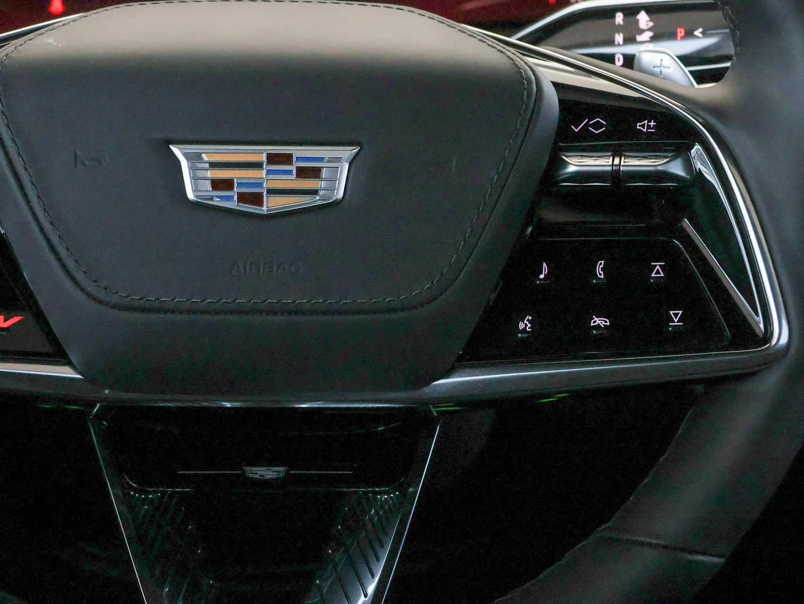 2025 Cadillac Escalade V-Series - Photo 20