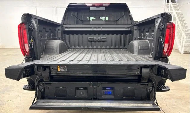 Used 2026 Black GMC Denali Ultimate image 26