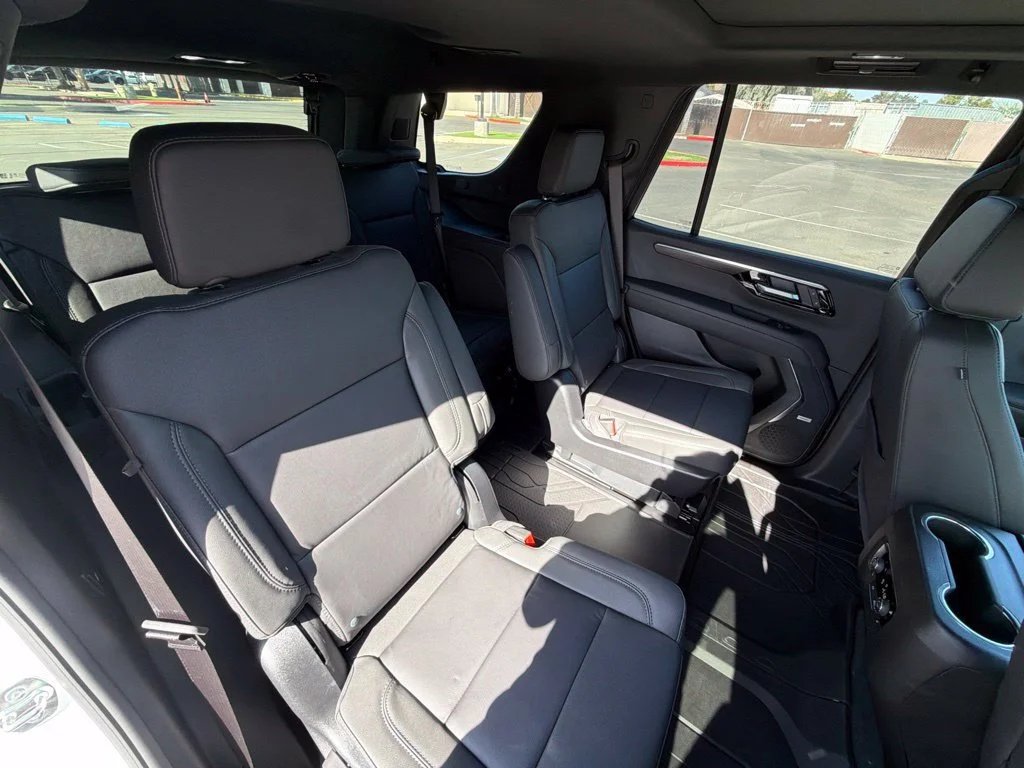 2027 Chevrolet Tahoe Z71 - Photo 31