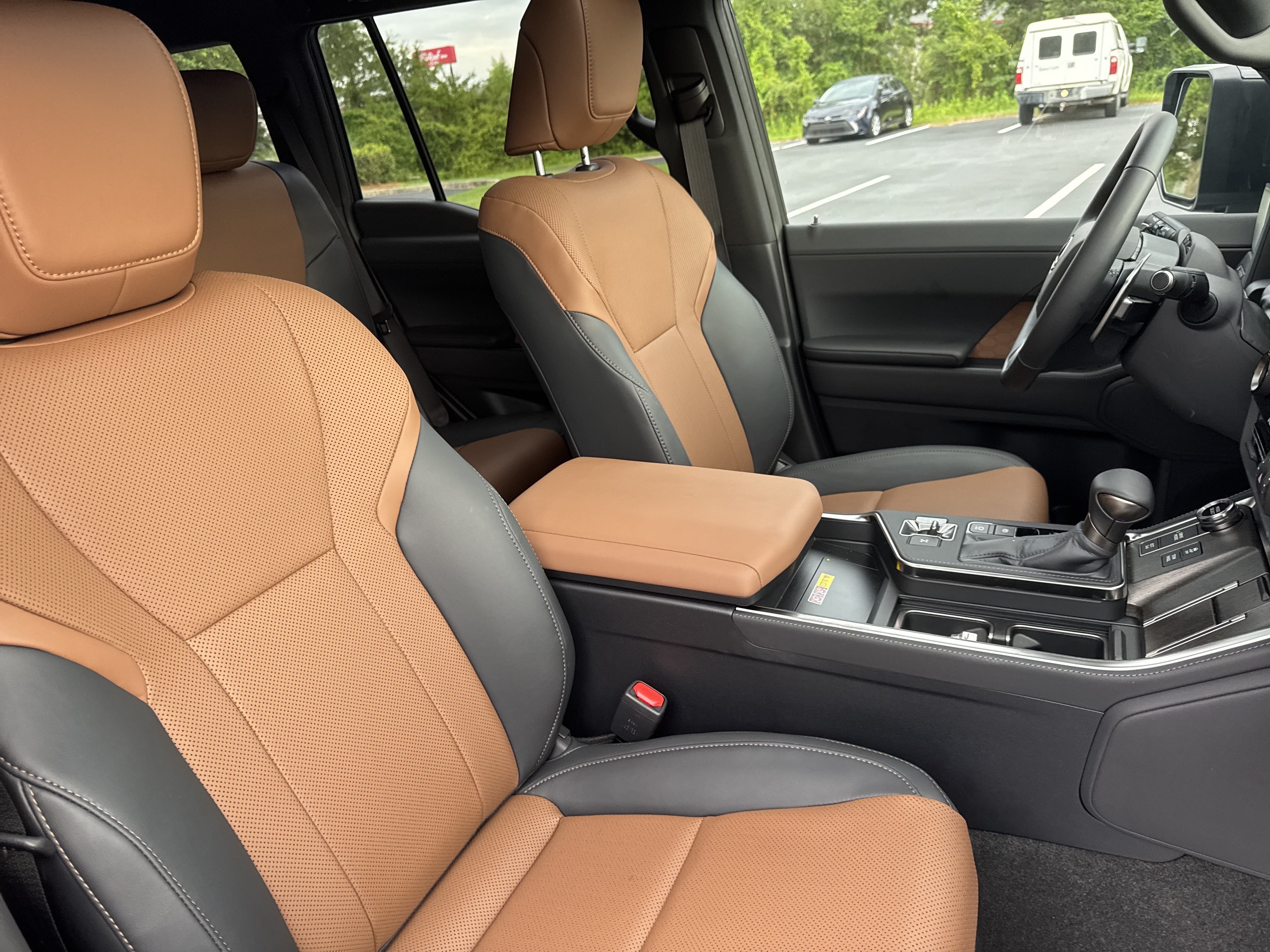 2026 Lexus GX Premium - Photo 35