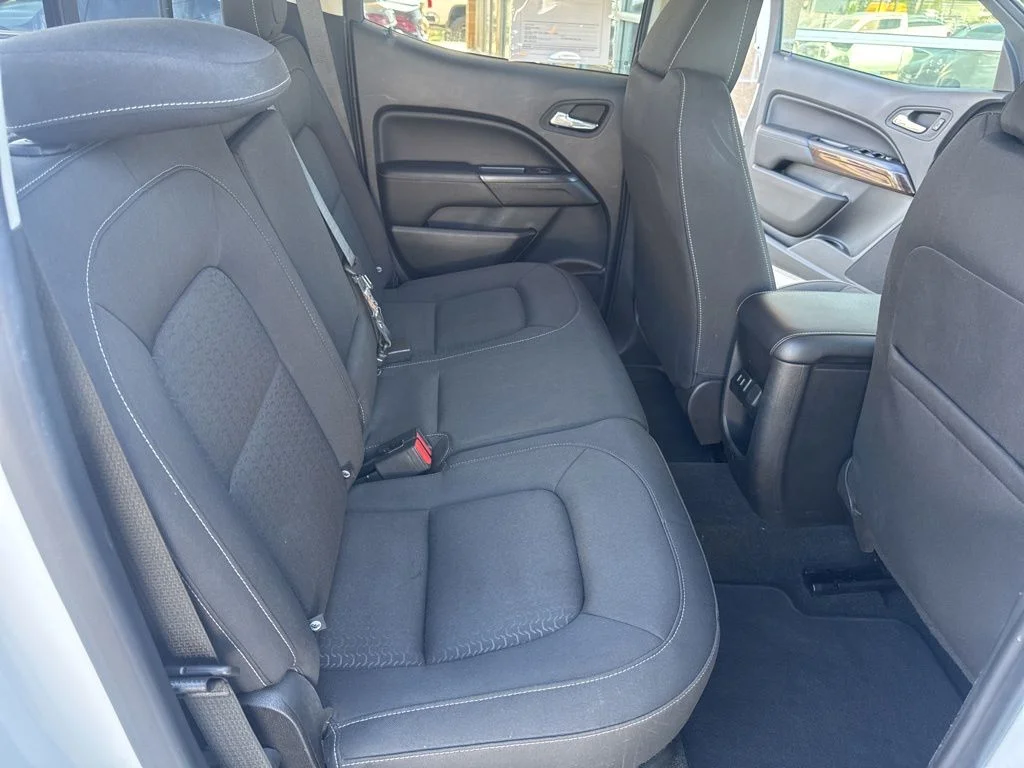 Used 2017 White GMC SLE1 image 23