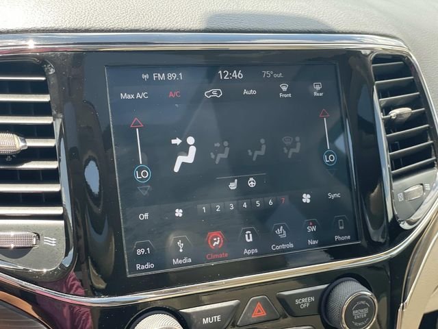 Used 2019 White Jeep Limited image 26