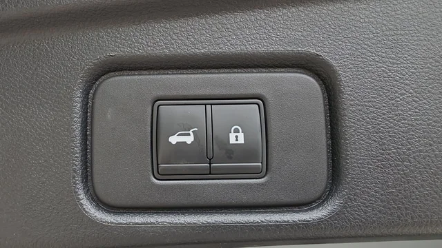 Used 2022 Boulder Gray Pearl Nissan Platinum image 47