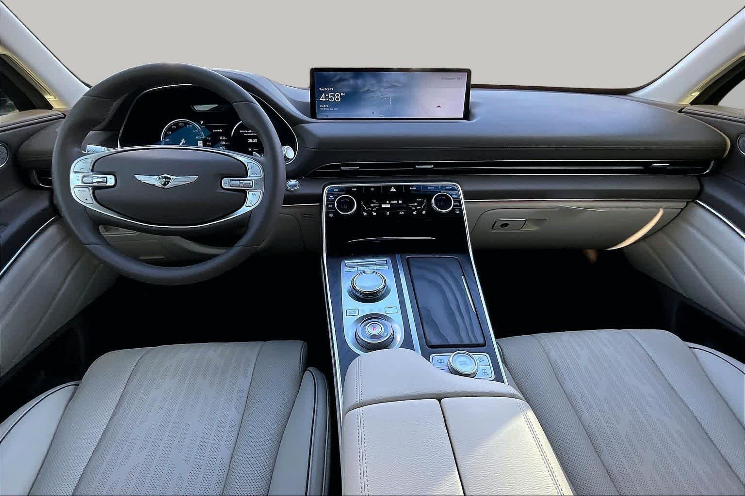 Used 2024 Makalu Gray Genesis  image 15
