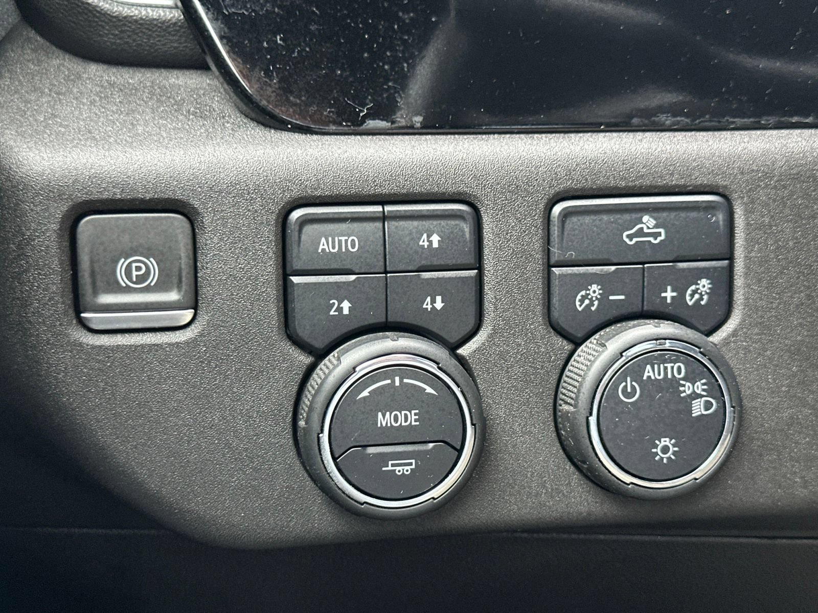 Used 2023 Dark Ash Metallic Chevrolet LT with Z71 Off-Road & Protection Package - Convenience Package - Remote Start - Trailering Package image 37
