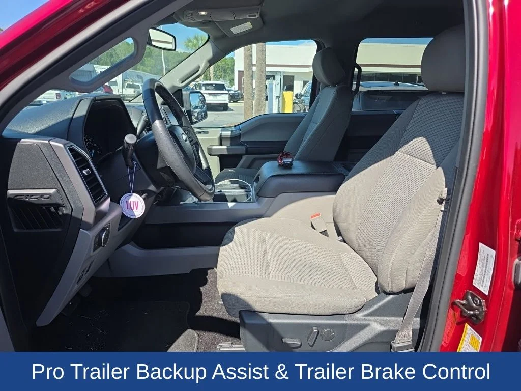 Used 2019 Ruby Red Metallic Tinted Clearcoat Ford XLT image 10
