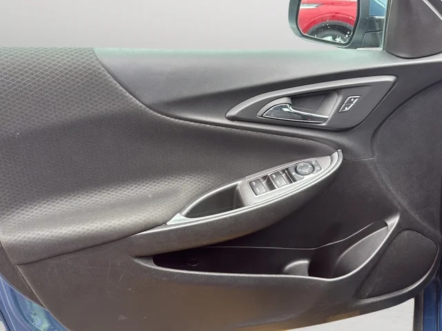 Used 2024 Blue Chevrolet LT image 28