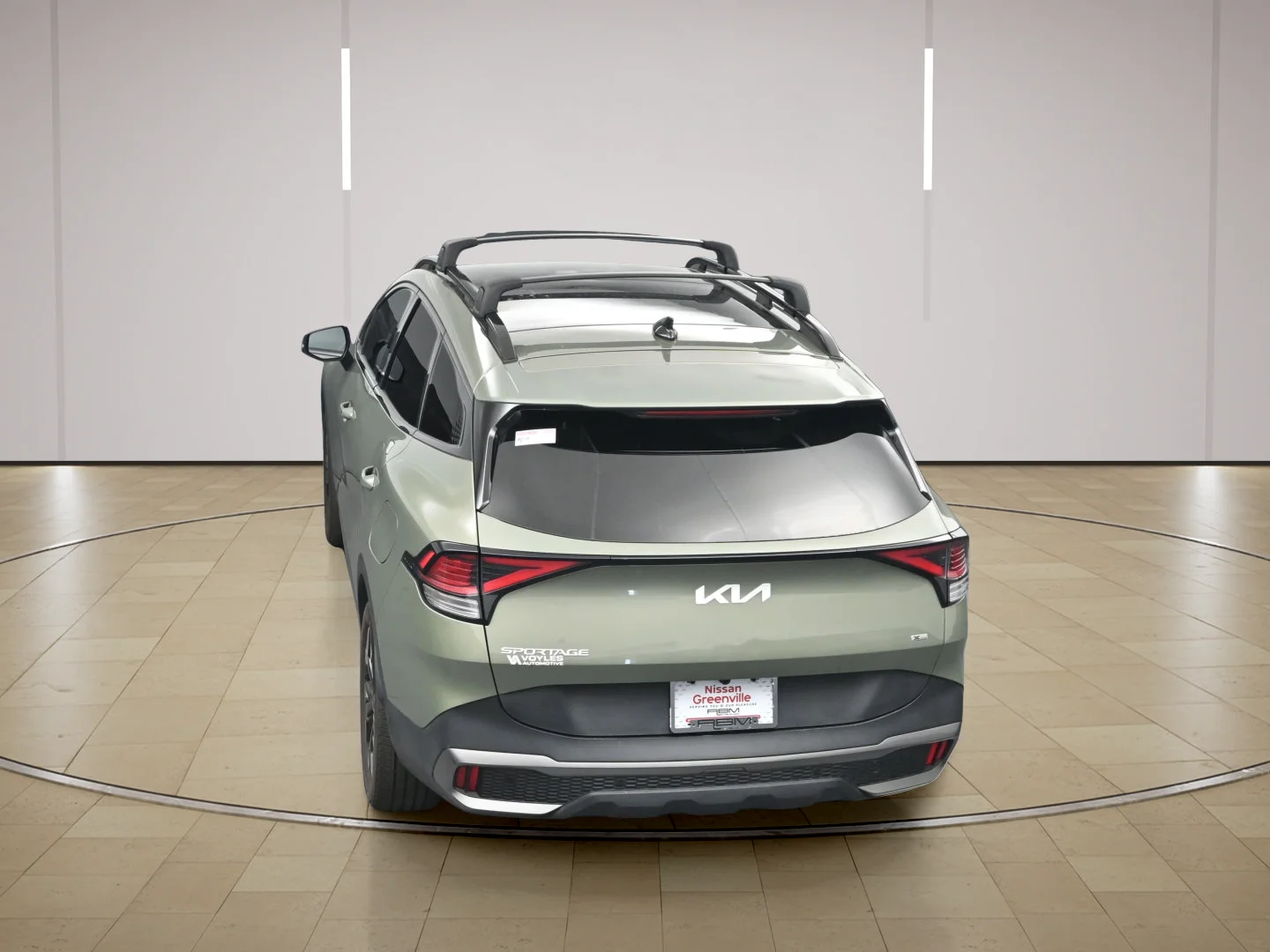 Used 2024 Jungle Green Kia X-Line image 35