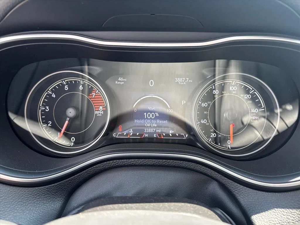Used 2022 Silver Jeep Limited image 8