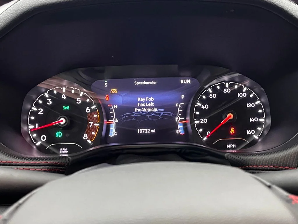 Used 2022 Gray Jeep Trailhawk image 23
