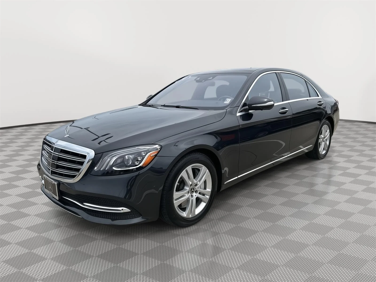 Certified Used 2020 Magnetite Black Metallic Mercedes-Benz S 450 image 7
