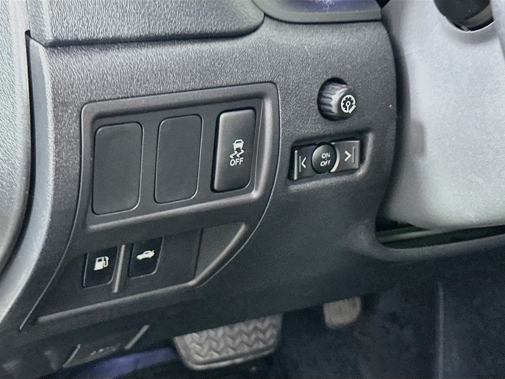 Used 2013 Starfire Pearl Lexus 250 image 11