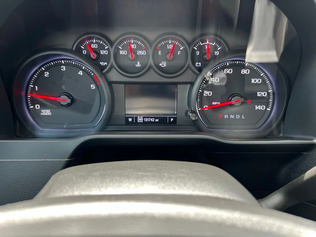 Used 2023 White GMC Pro image 7