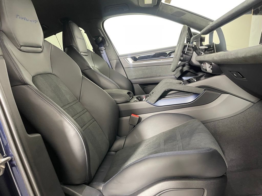 2025 Porsche Cayenne Coup Turbo GT - Photo 16