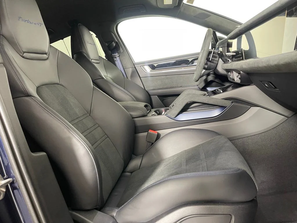2025 Porsche Cayenne Coup Turbo GT - Photo 16