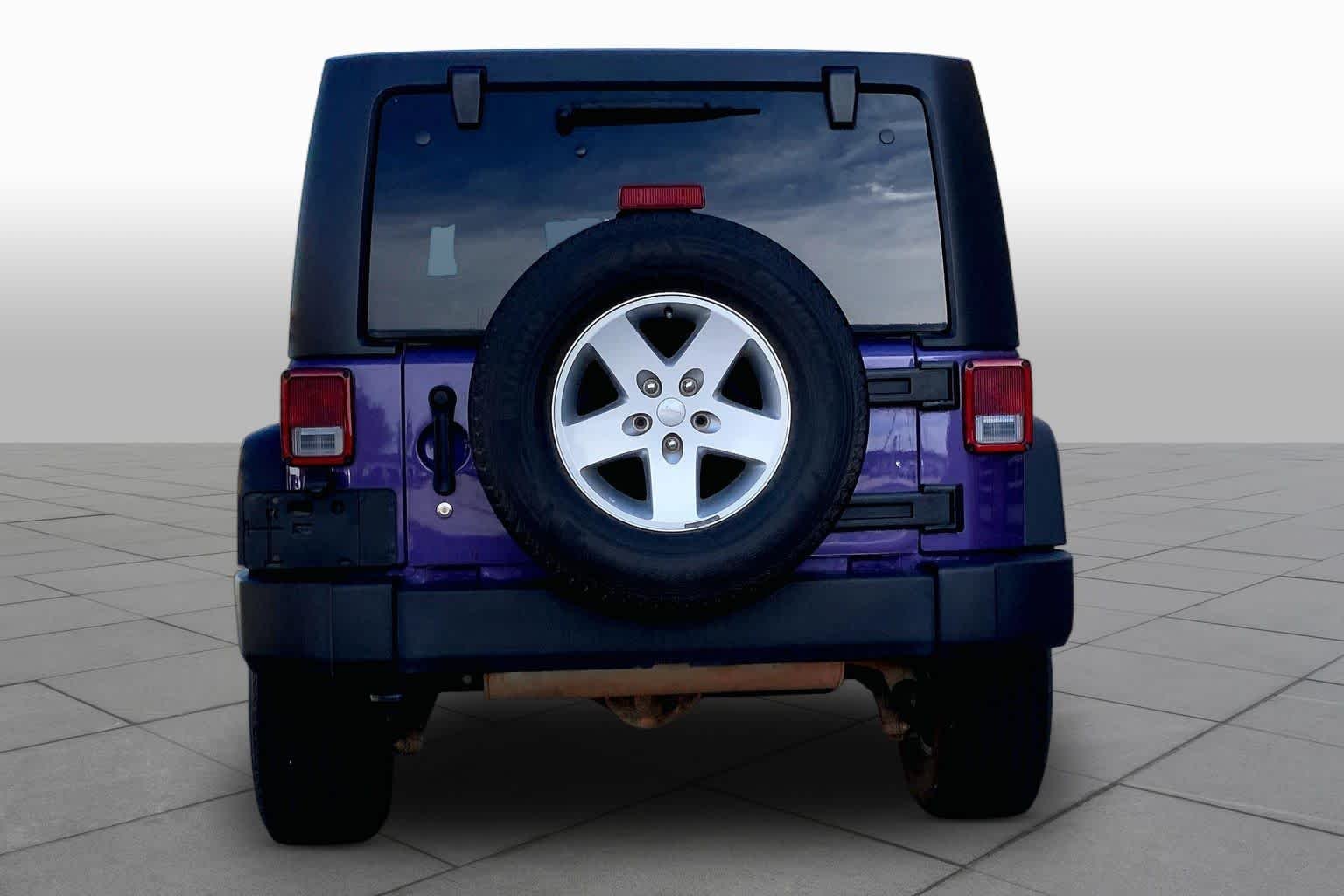 Used 2018 Xtreme Purple Pearlcoat Jeep Sport S image 5