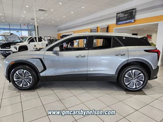 New 2025 Sterling Gray Metallic Chevrolet LT image 4