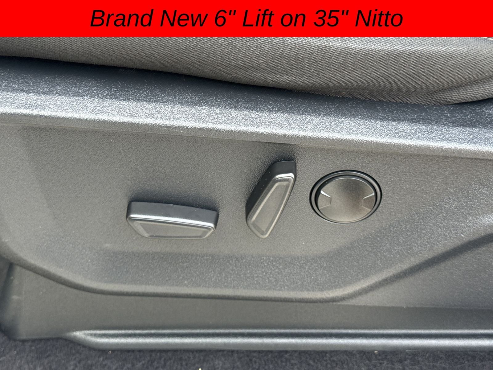 Used 2024 Oxford White Ford XLT image 22