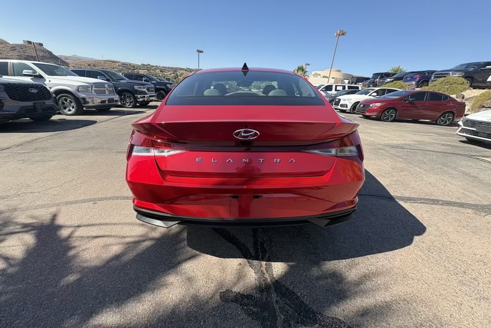 Used 2023 Calypso Red Hyundai SEL image 5