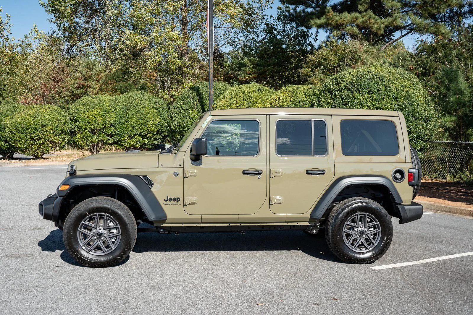 New 2026 41 Jeep Sport S image 5