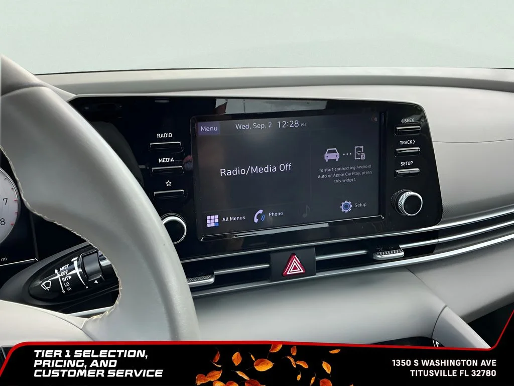 Used 2021 Silver Hyundai SEL image 25