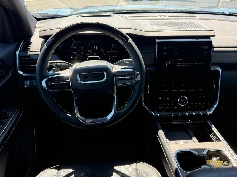 Used 2024 Downpour Metallic GMC Denali image 12