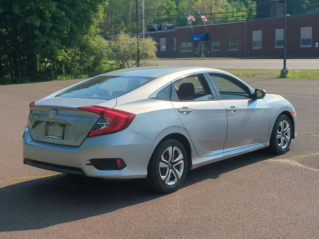 Used 2016 Silver Honda LX image 4