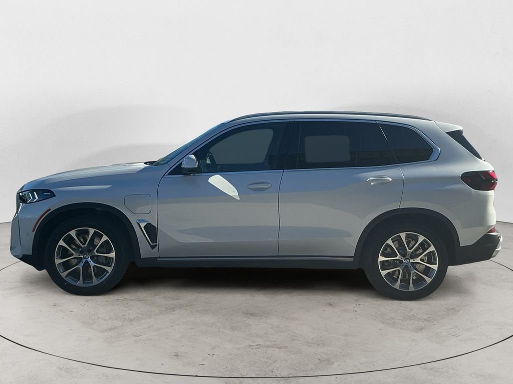 New 2026 White BMW xDrive50e image 8