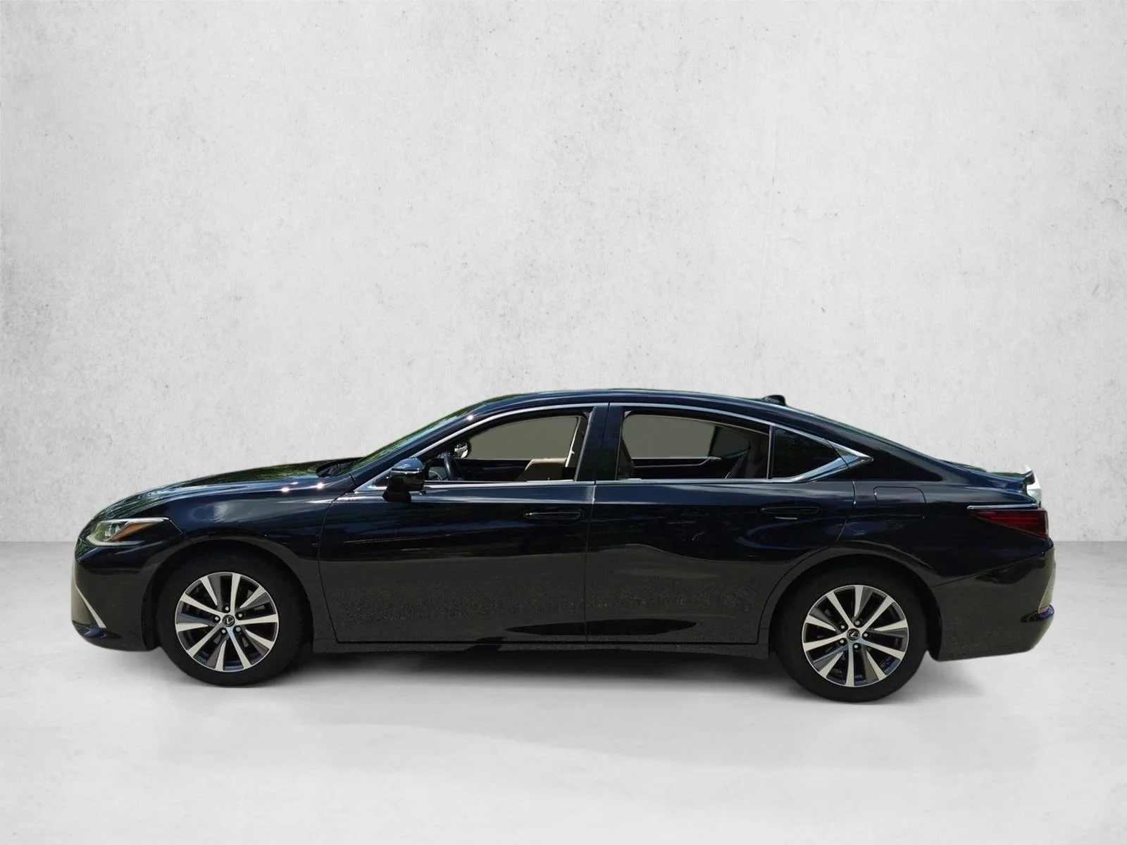 Used 2020 Obsidian Lexus ES 350 image 5