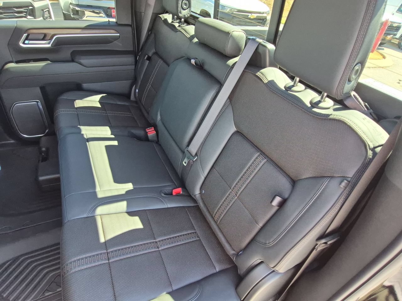 2026 Chevrolet Silverado 2500 HD High Country - Photo 26