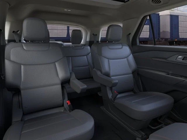 New 2026 Star White Metallic Tri-Coat Ford Active image 36