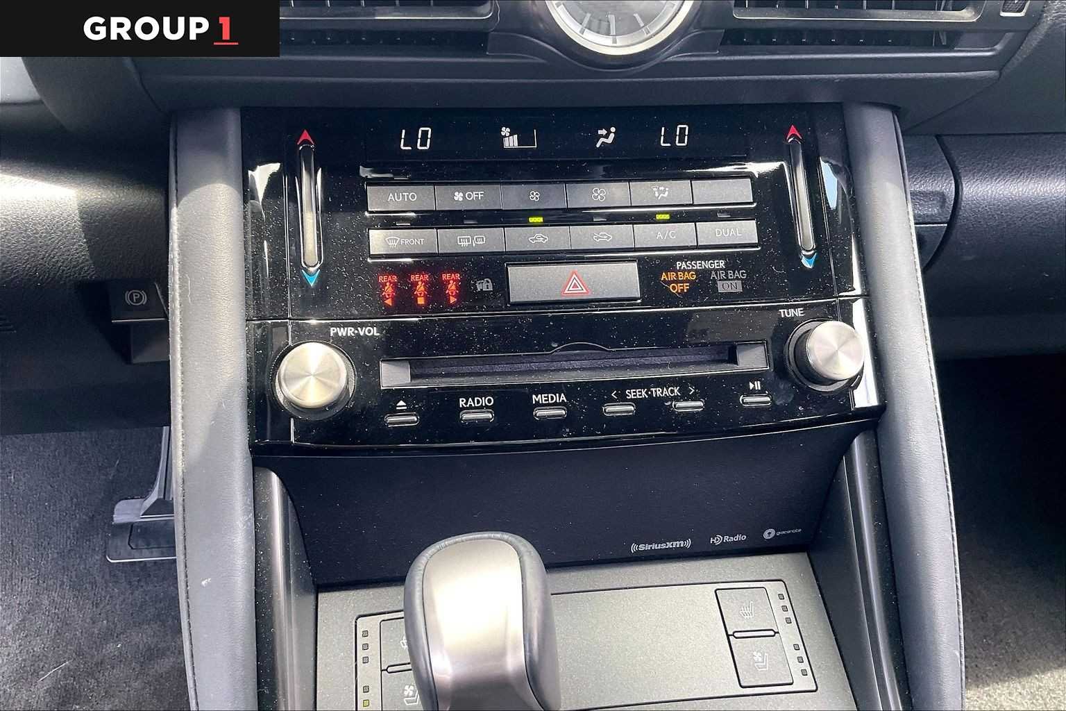 Used 2023 Iridium Lexus  image 32