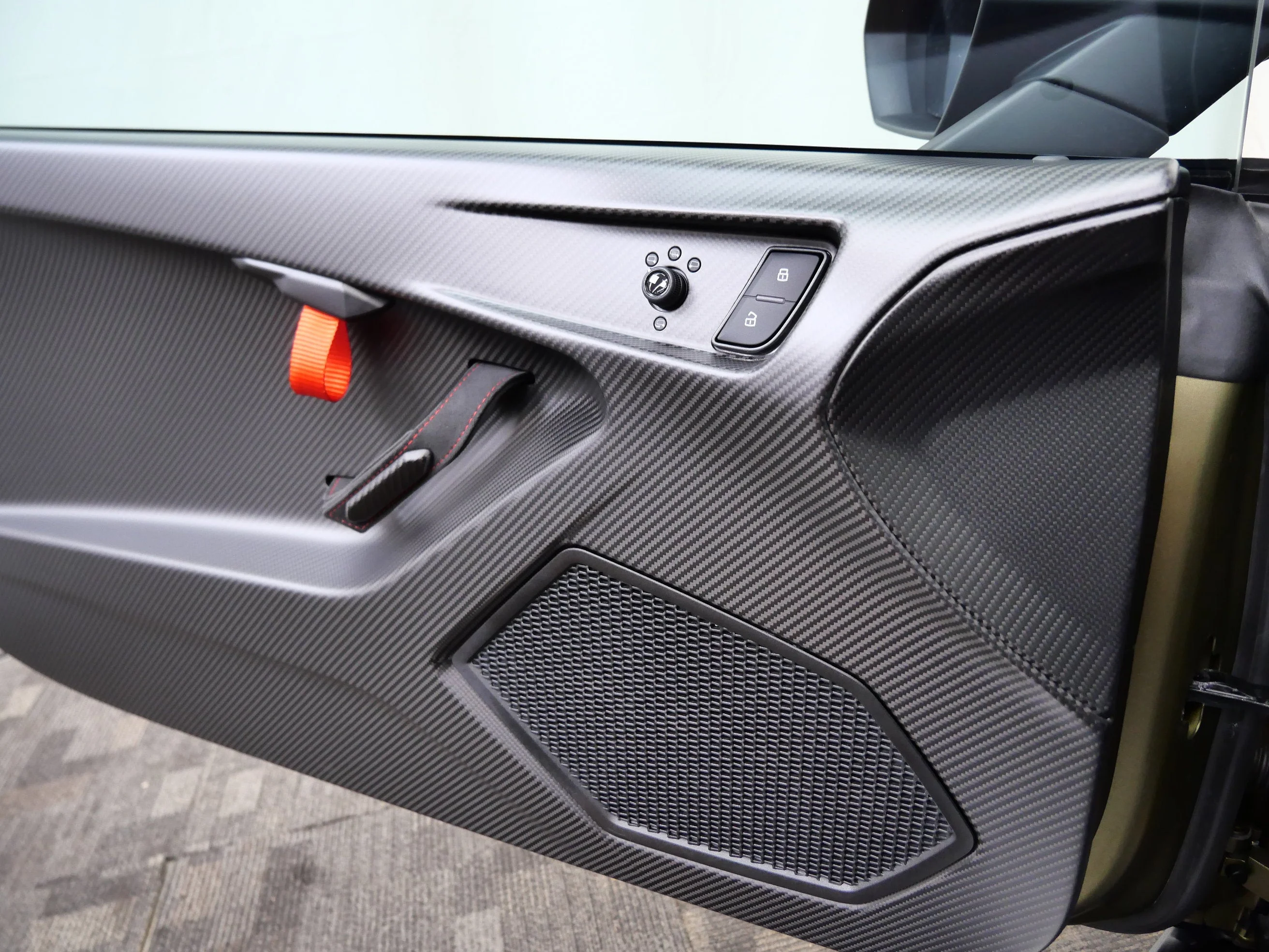 Used 2024 Verde Gea Matte Lamborghini Base image 29