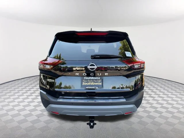 Used 2022 Black Nissan SV FWD image 6