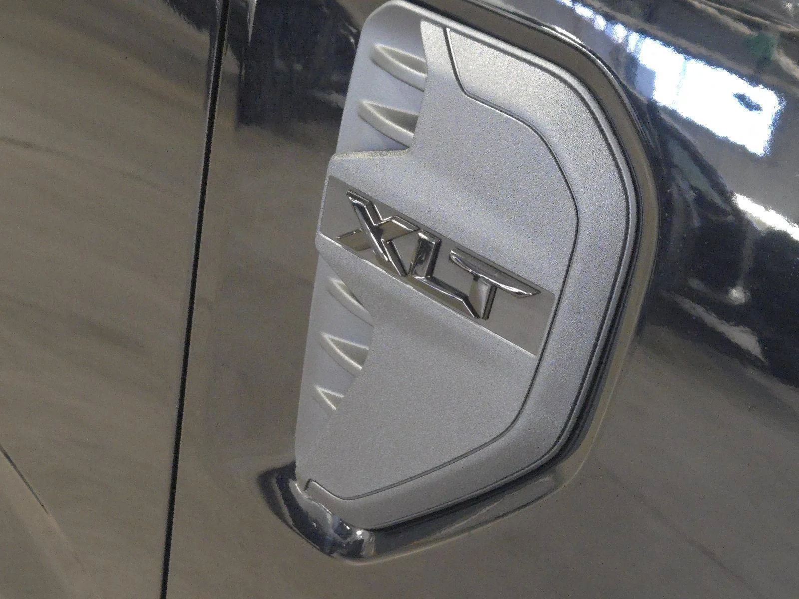 Used 2026 Shadow Black Ford XLT image 51