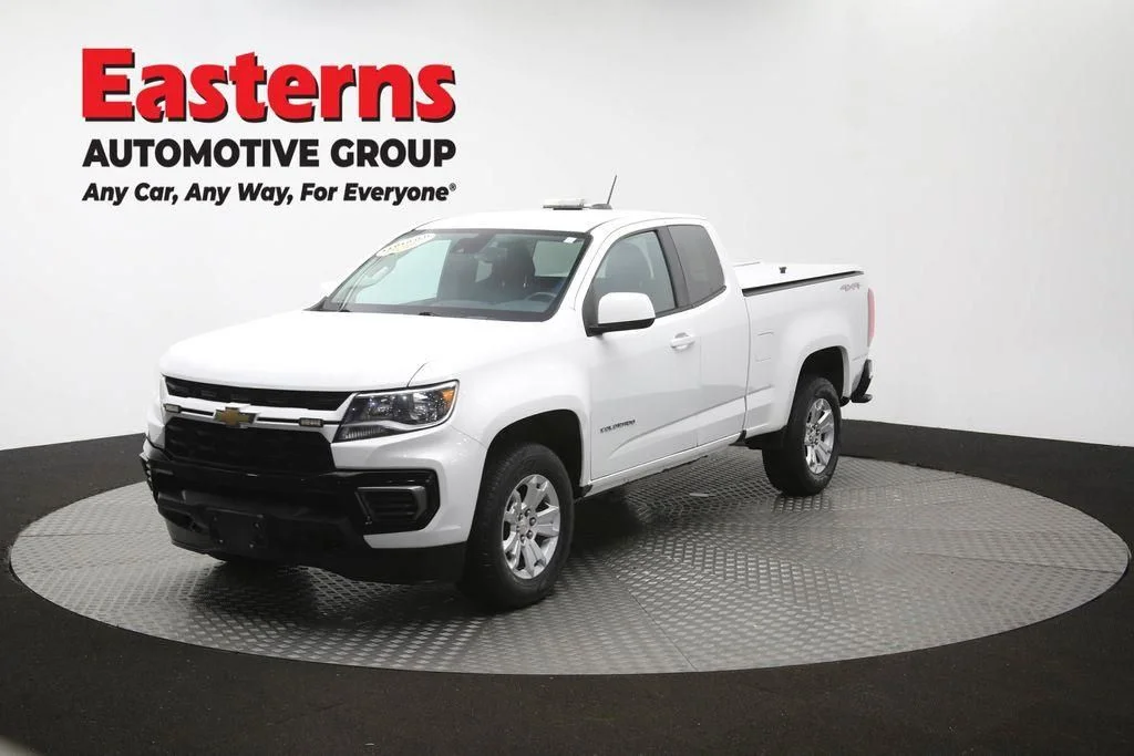 Used 2022 White Chevrolet LT image 58