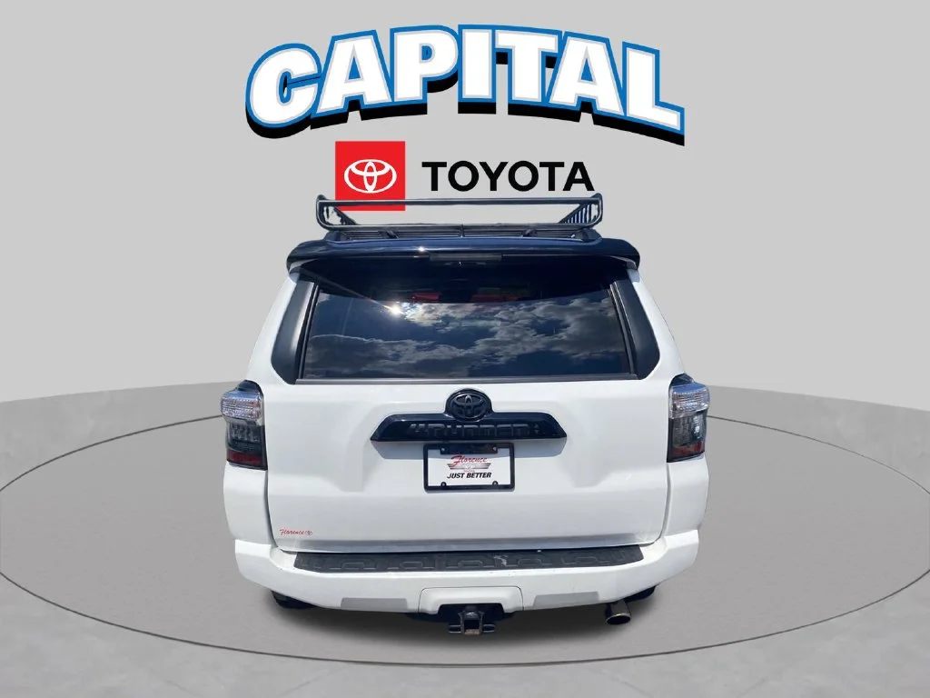Used 2021 White Toyota Venture image 11
