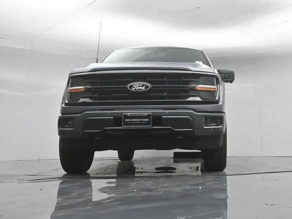 New 2026 Carbonized Gray Metallic Ford XLT image 46