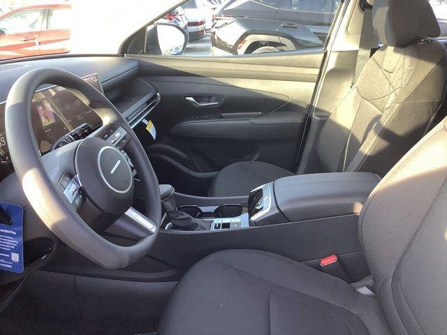 New 2026 White Pearl Hyundai SE image 2