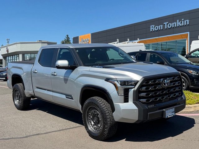 2022 Toyota Tundra Hybrid Platinum