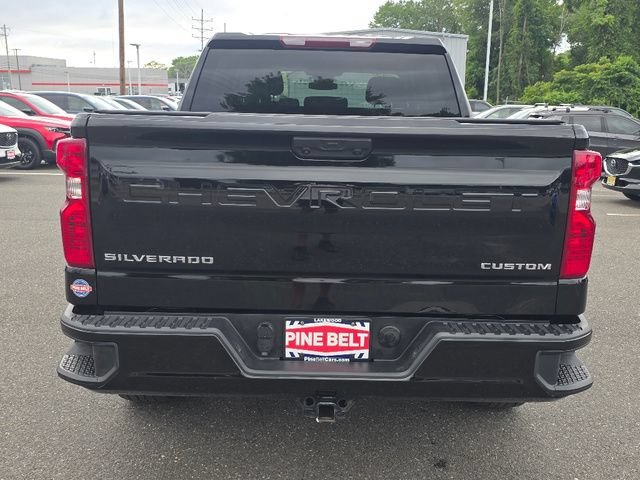 Used 2023 Black Chevrolet Custom image 15