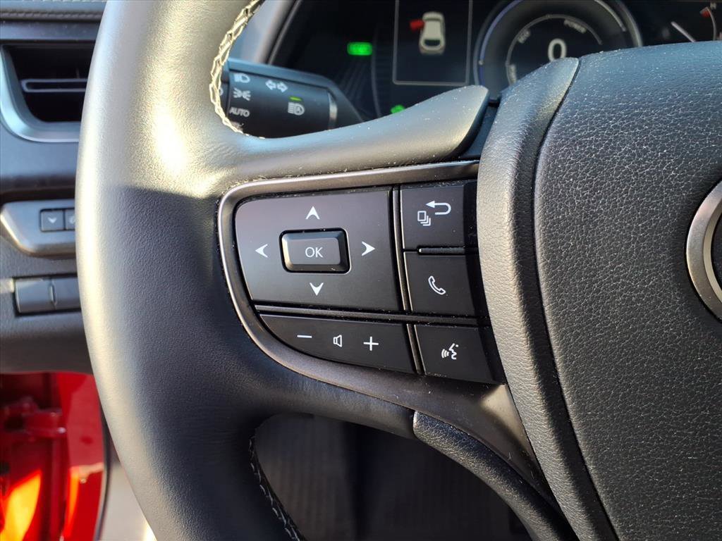 Used 2022 Red Lexus UX 250h image 17