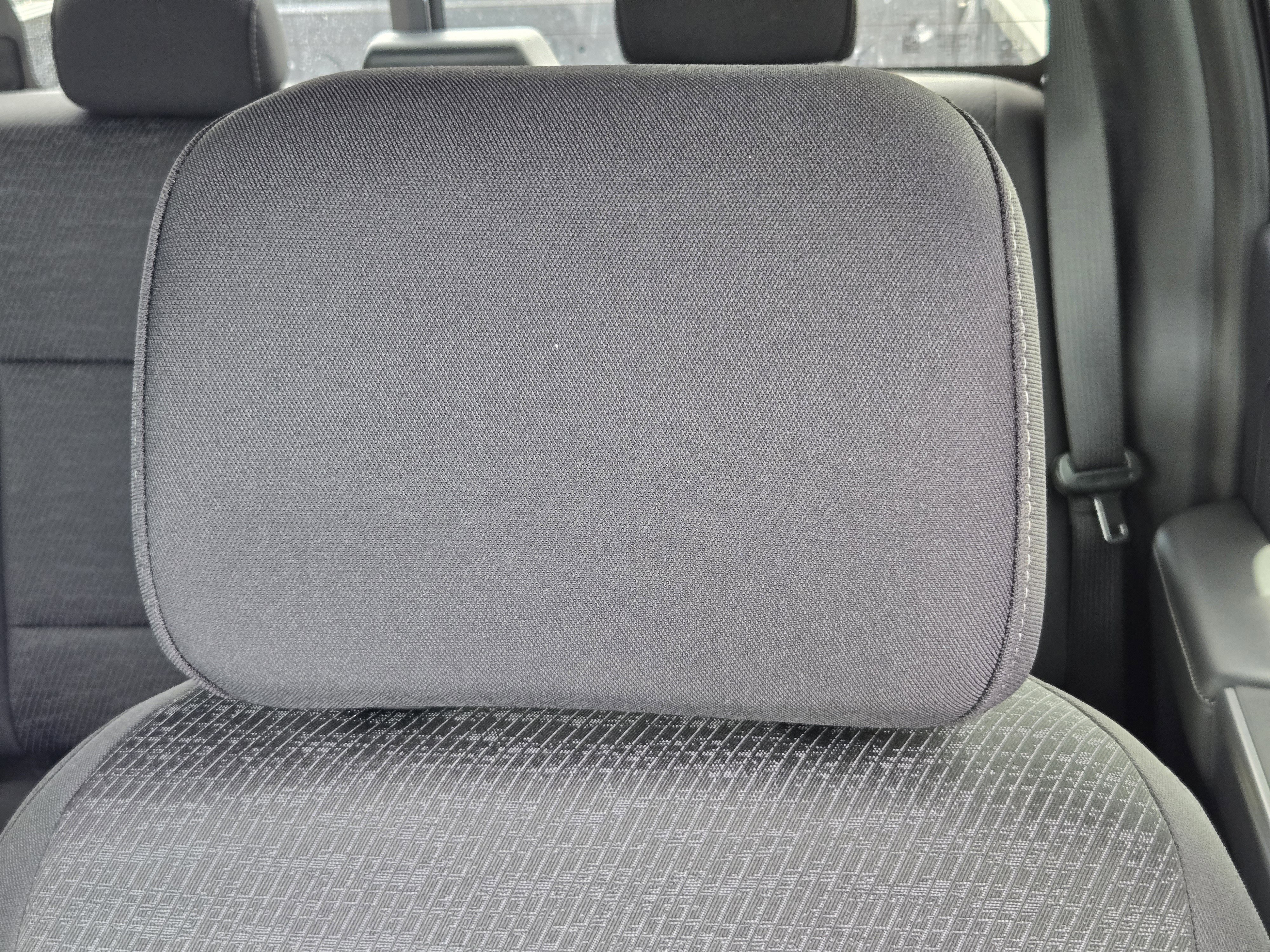 New 2026 Carbonized Gray Metallic Ford XLT image 17