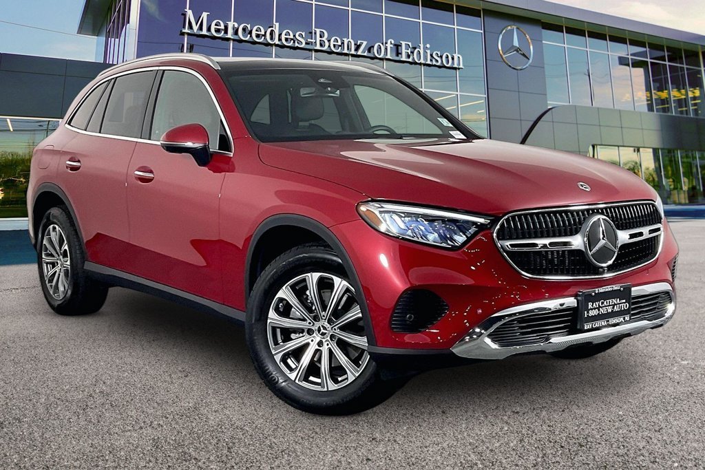 2026 Mercedes-Benz GLC
