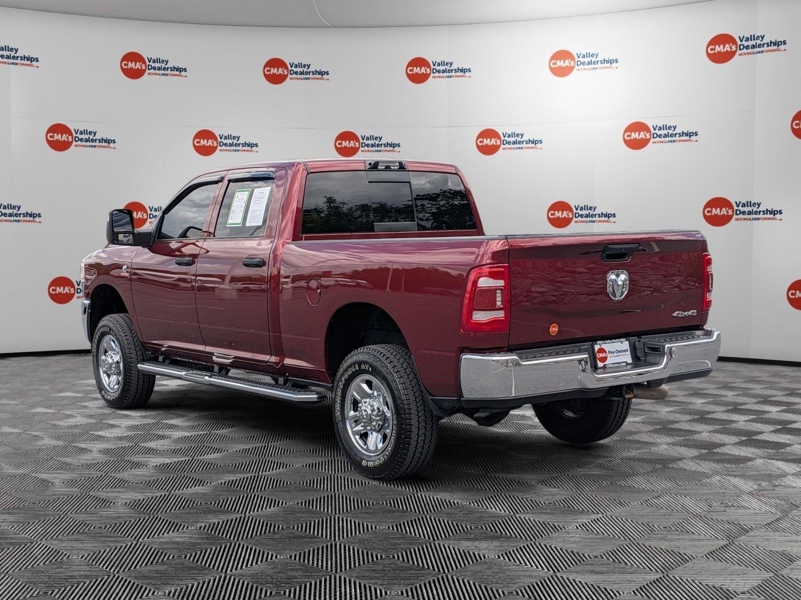 Used 2024 Delmonico Red Pearlcoat Ram Tradesman image 7